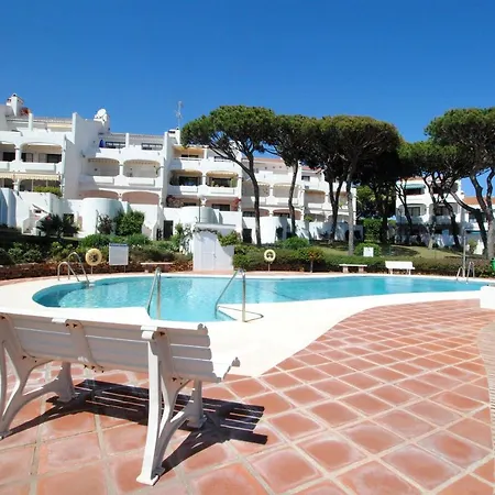 Front Line Beach Bungalow With Open Sea Views Located In Costa Málaga Cs105